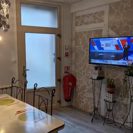 Holiday home Au Coq Hardi Tuffe
